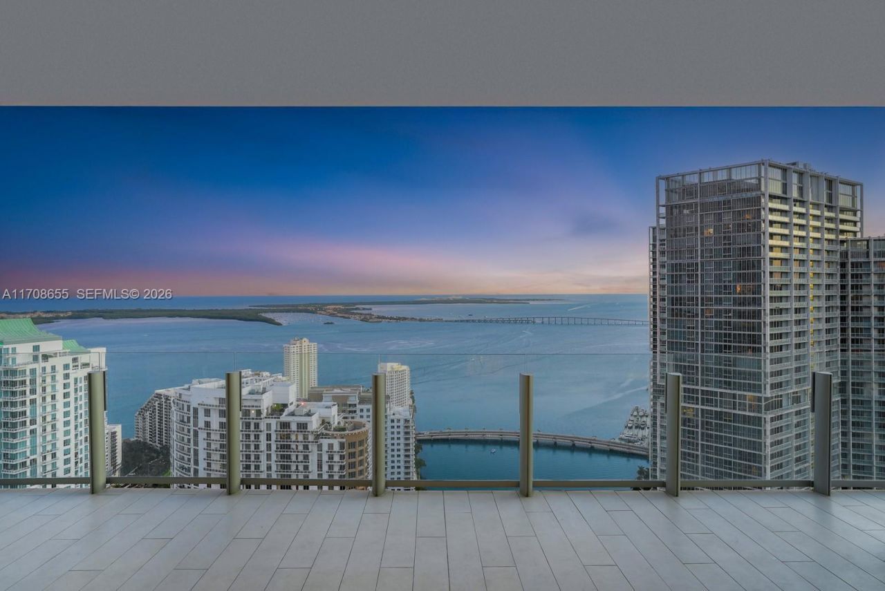 300 Biscayne Blvd Way, Unit 4703, Miami, FL 33131 Photo
