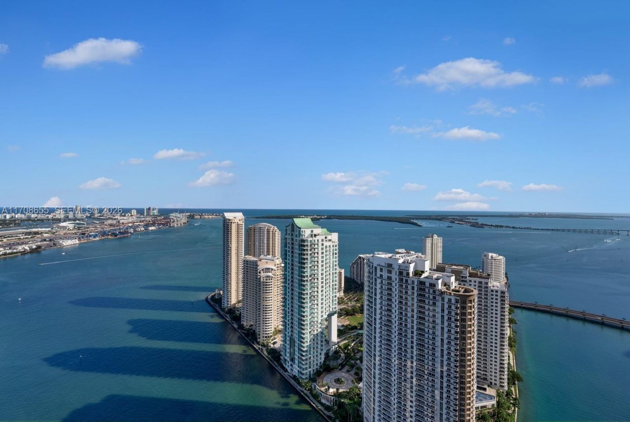 300 Biscayne Blvd Way, Unit 4703, Miami, FL 33131 Photo