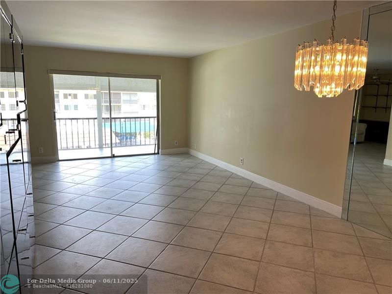 9410 N Hollybrook Lake Drive, Unit 310, Pembroke Pines, FL 33025 Photo