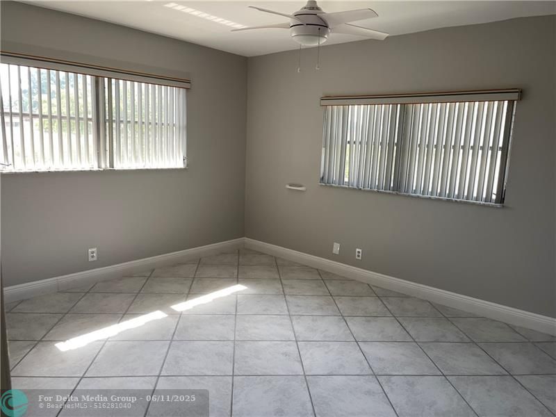 9410 N Hollybrook Lake Drive, Unit 310, Pembroke Pines, FL 33025 Photo