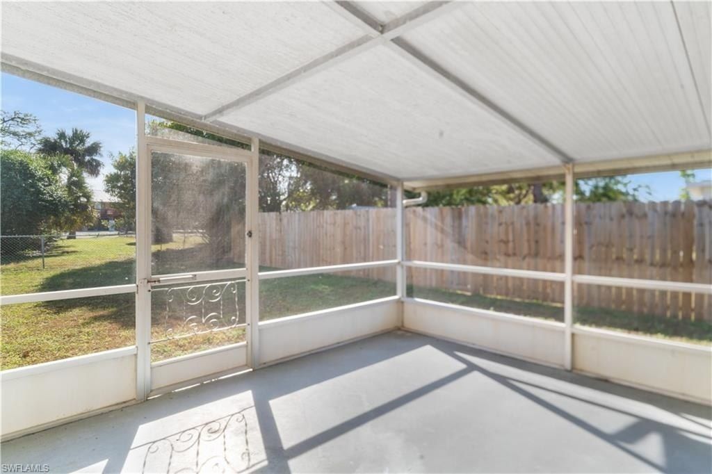 4820 Barcelona Cir, Naples, FL 34112 Photo