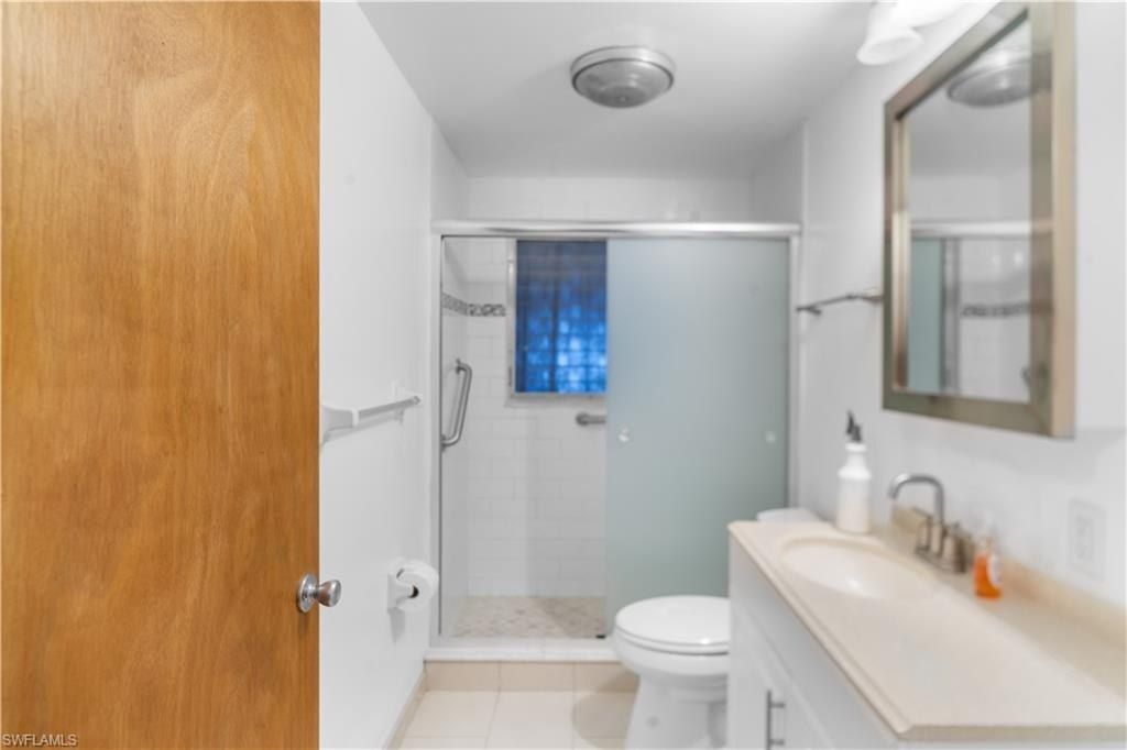 4820 Barcelona Cir, Naples, FL 34112 Photo