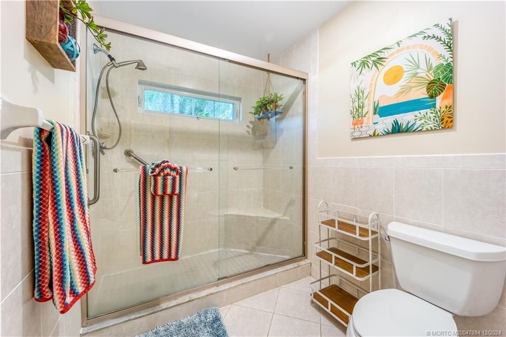 4060 NE Breakwater Drive, Jensen Beach, FL 34957 Photo