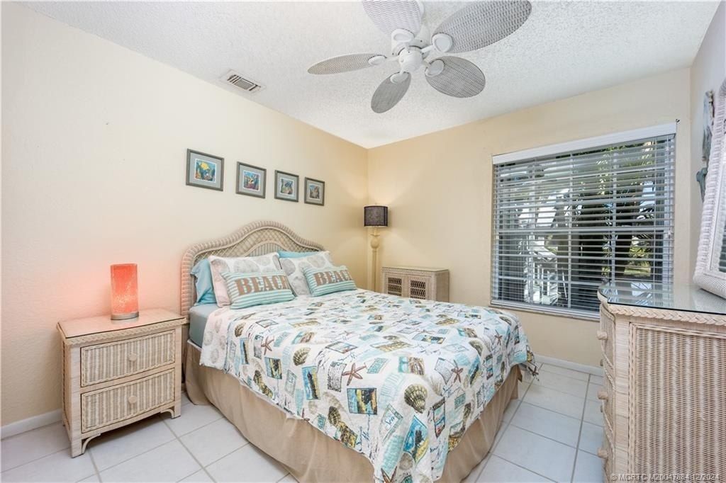 4060 NE Breakwater Drive, Jensen Beach, FL 34957 Photo