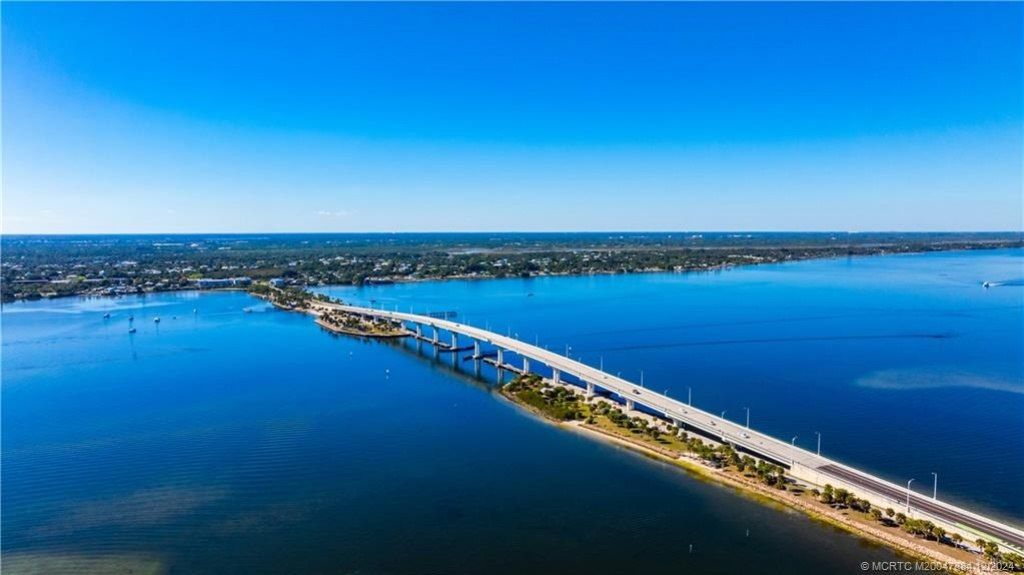 4060 NE Breakwater Drive, Jensen Beach, FL 34957 Photo