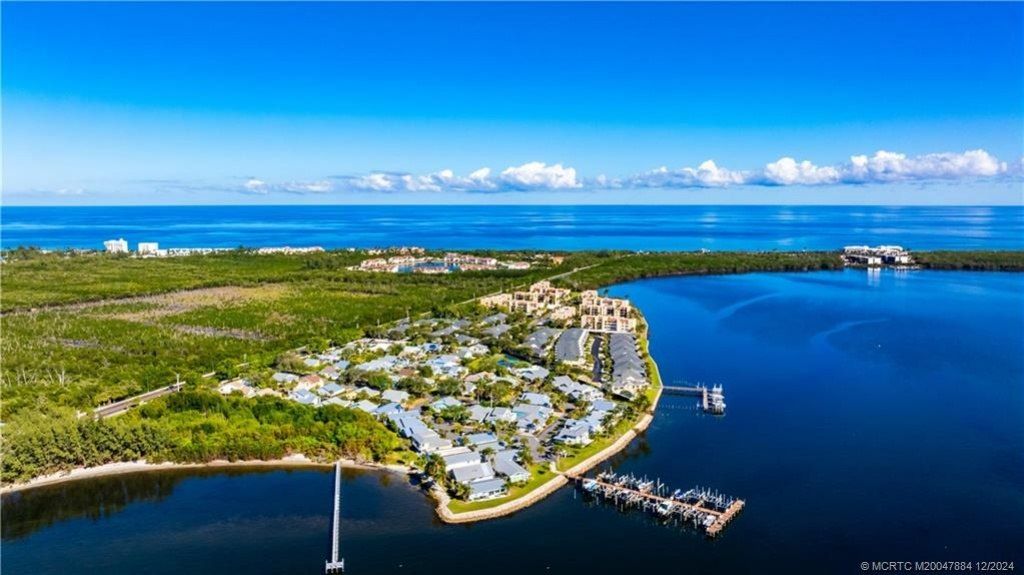 4060 NE Breakwater Drive, Jensen Beach, FL 34957 Photo