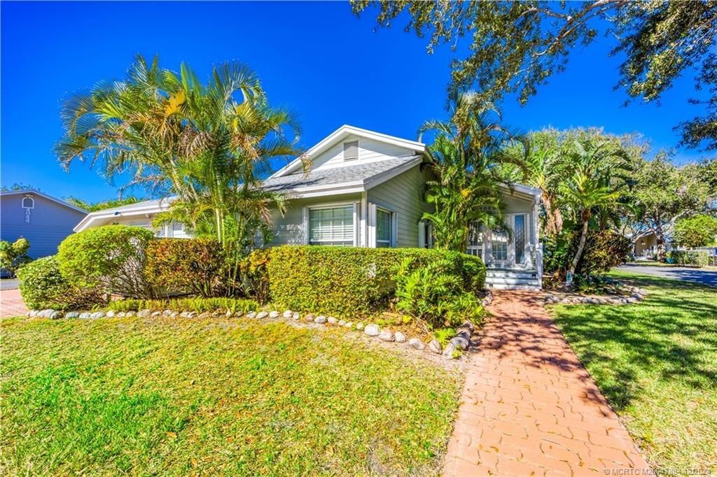 4060 NE Breakwater Drive, Jensen Beach, FL 34957 Photo