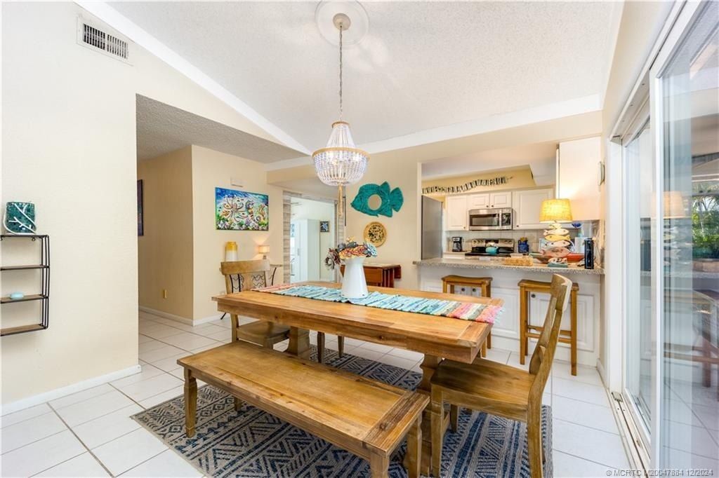 4060 NE Breakwater Drive, Jensen Beach, FL 34957 Photo