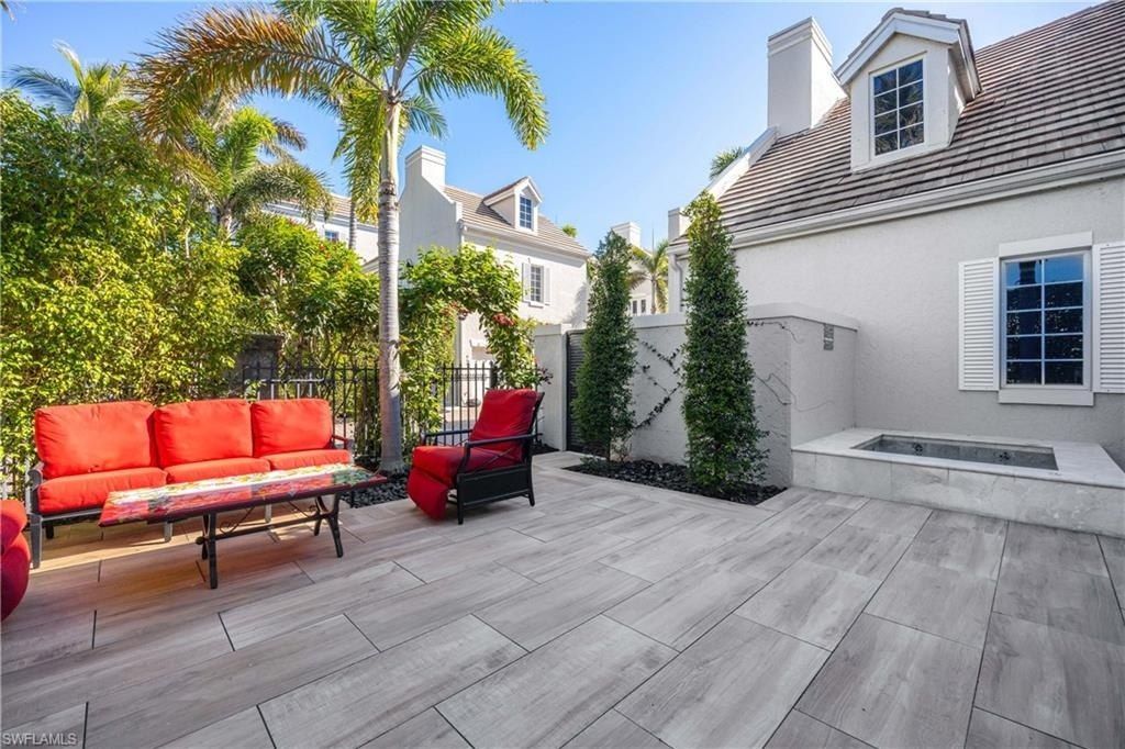 334 8th Ave S, Unit 7, Naples, FL 34102 Photo