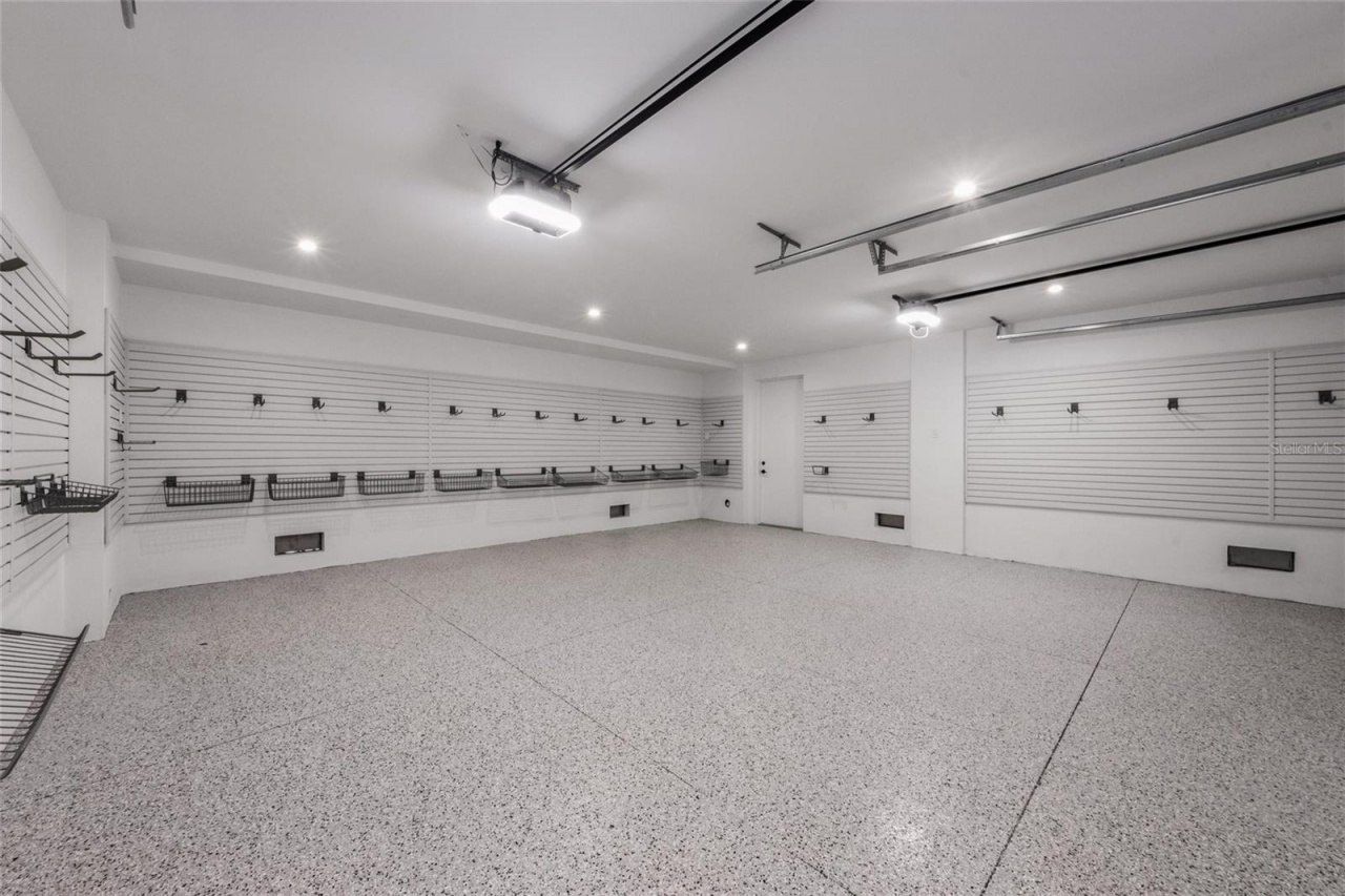 329 Tarpon Street, Anna Maria, FL 34216 Photo