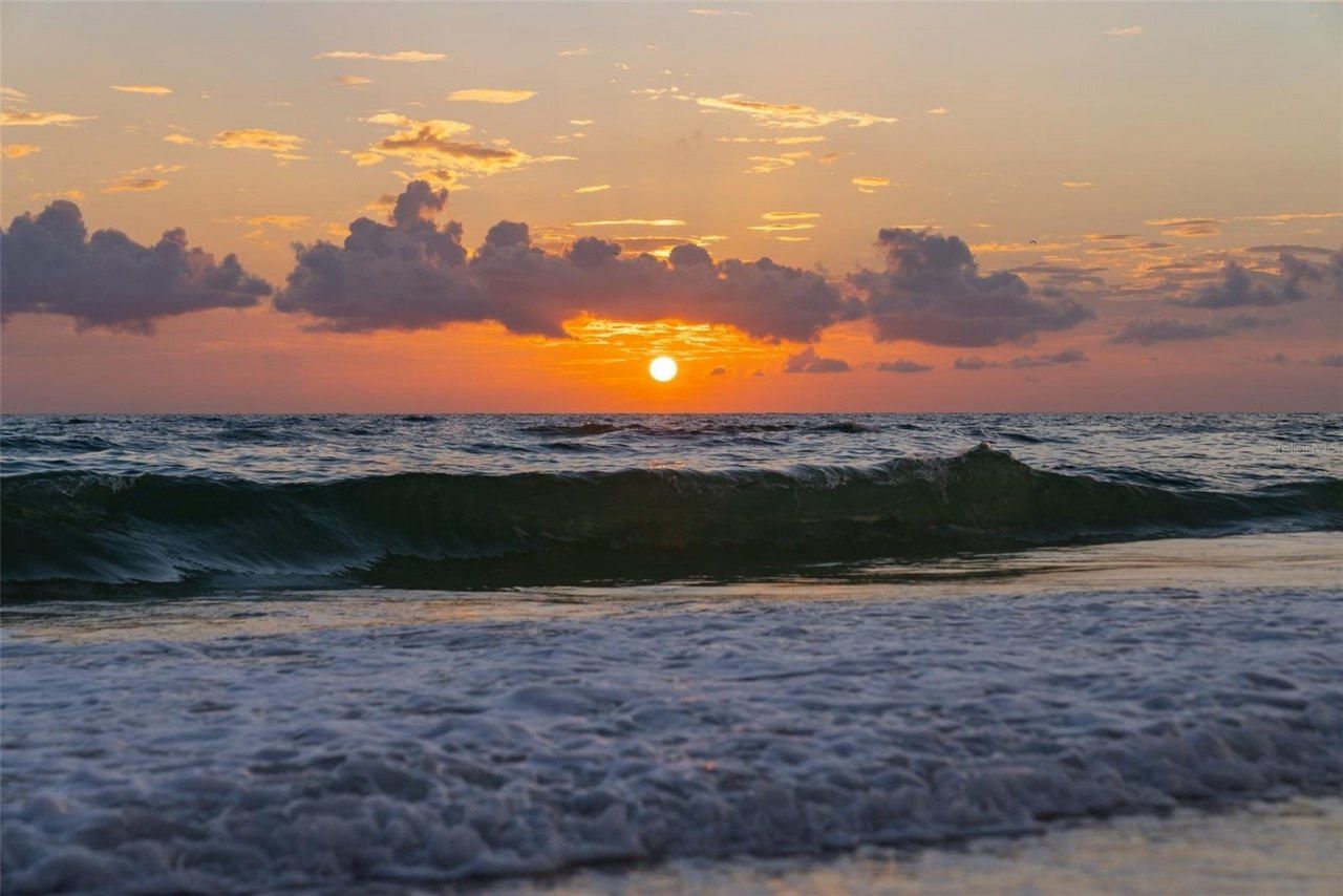 329 Tarpon Street, Anna Maria, FL 34216 Photo