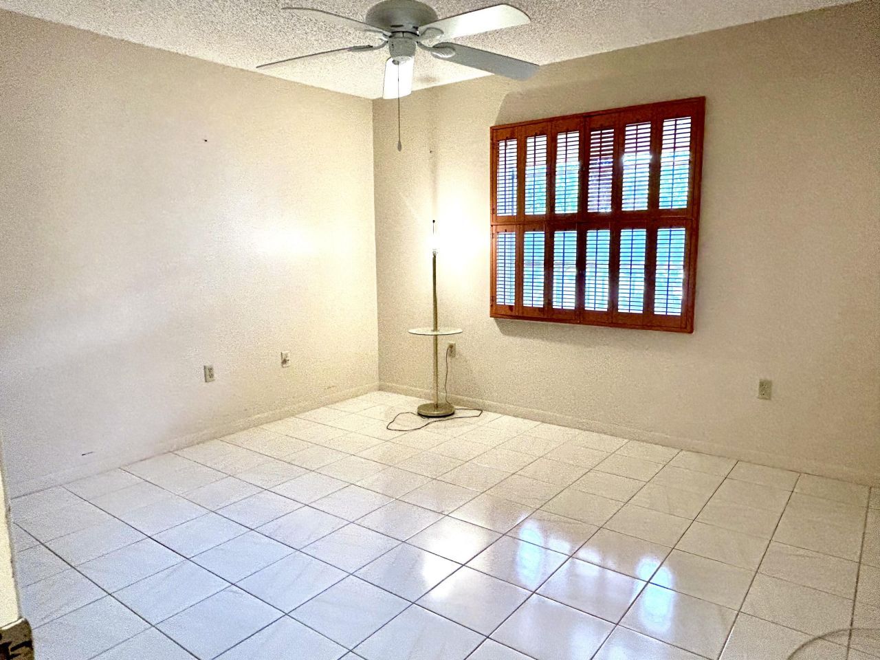 3930 Inverrary Boulevard, Unit 303-D, Lauderhill, FL 33319 Photo