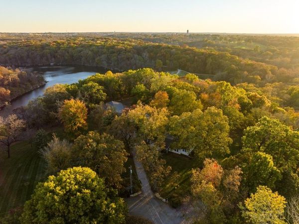 8700 Trail Ridge Street, Kansas City, MO 64139