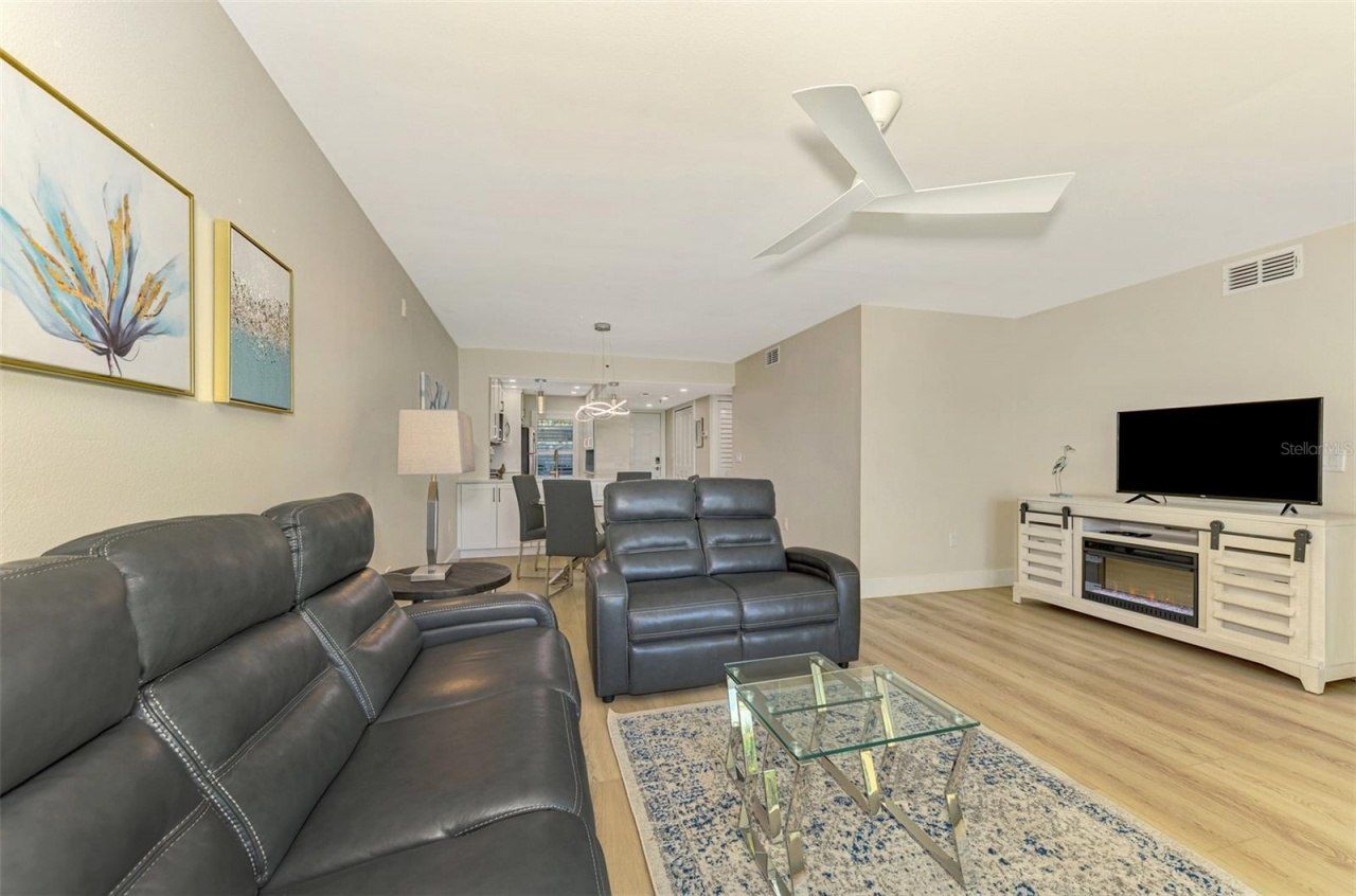 917 Wexford Boulevard, Unit 917, Venice, FL 34293 Photo