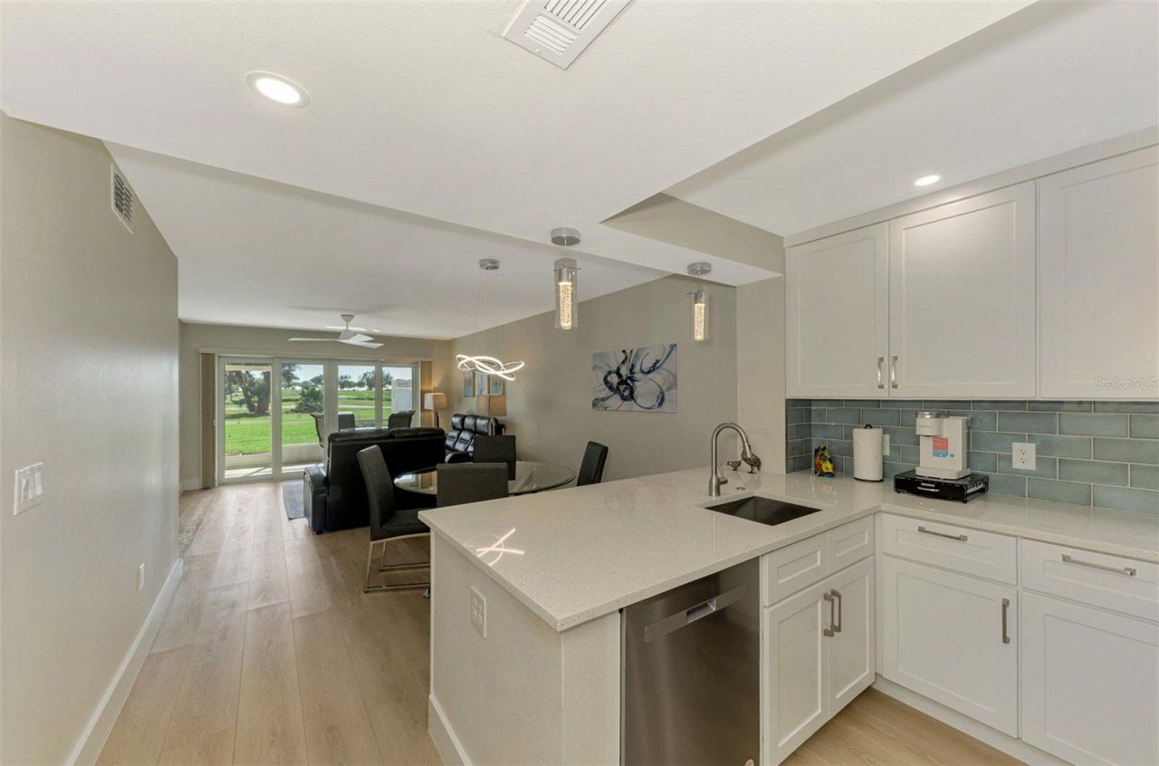 917 Wexford Boulevard, Unit 917, Venice, FL 34293 Photo