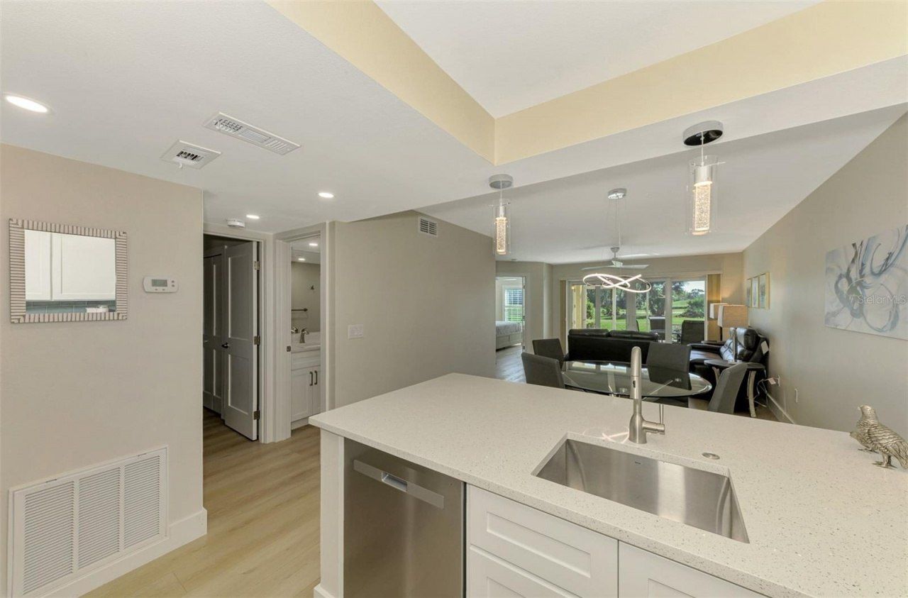 917 Wexford Boulevard, Unit 917, Venice, FL 34293 Photo