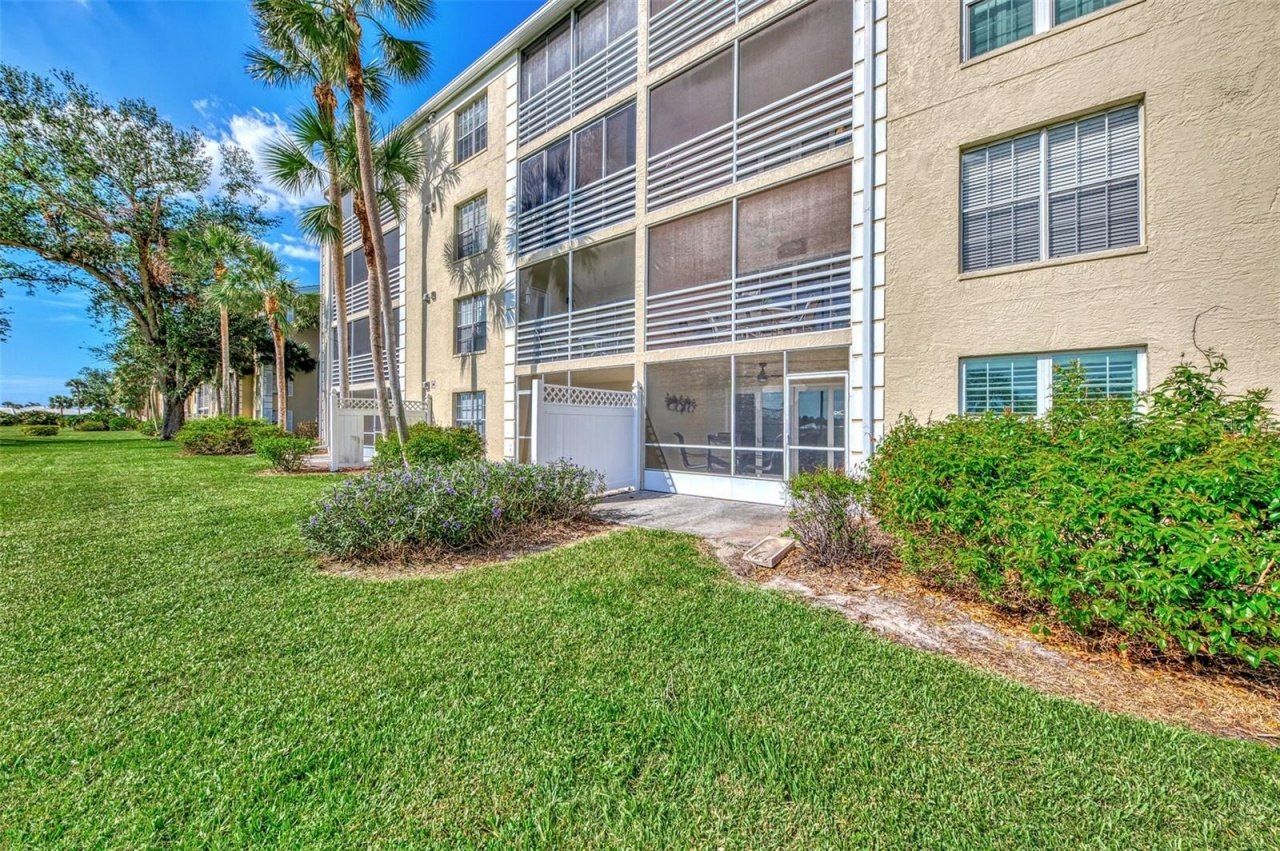 917 Wexford Boulevard, Unit 917, Venice, FL 34293 Photo