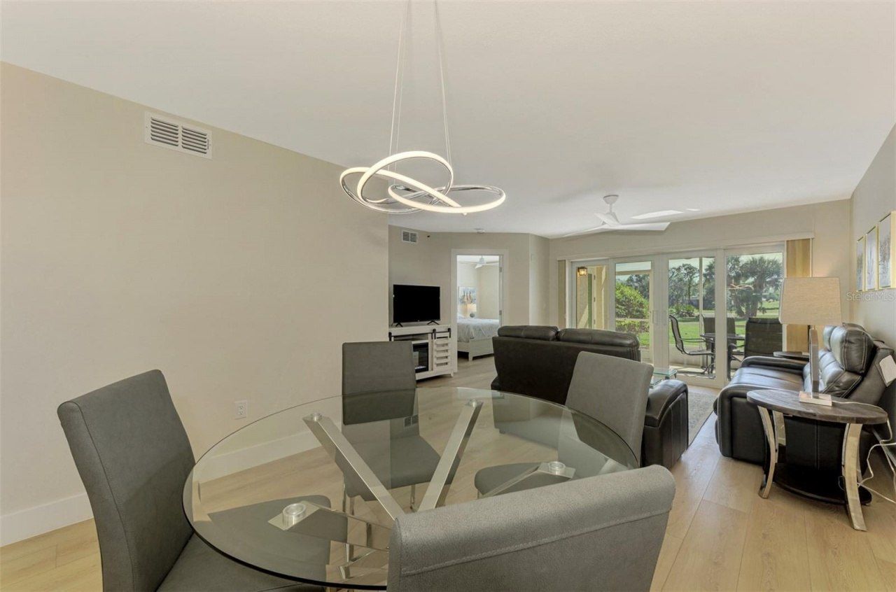 917 Wexford Boulevard, Unit 917, Venice, FL 34293 Photo