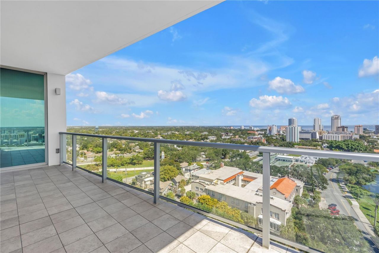 777 3rd Avenue N, Unit 1605, Saint Petersburg, FL 33701 Photo