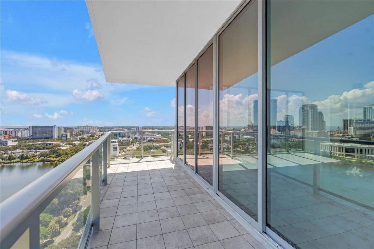 777 3rd Avenue N, Unit 1605, Saint Petersburg, FL 33701 Photo