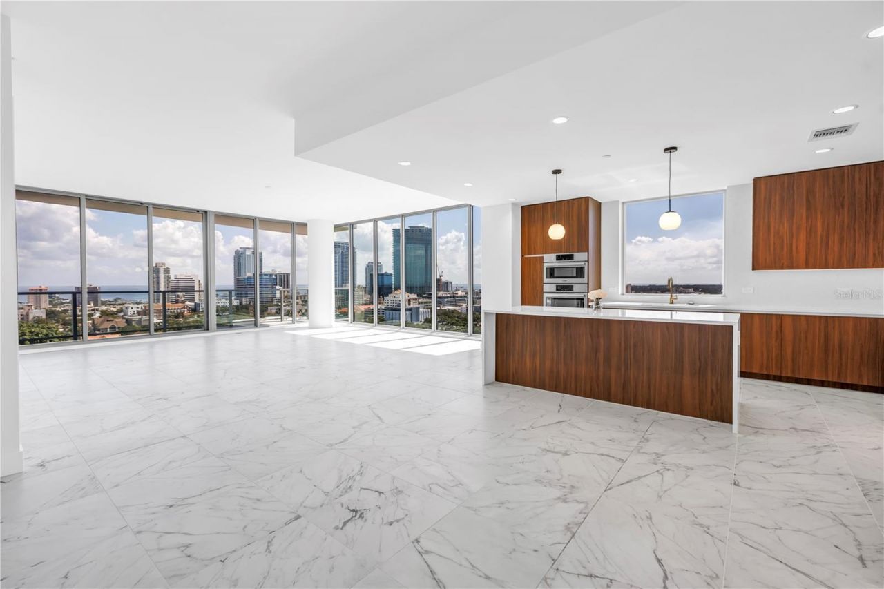 777 3rd Avenue N, Unit 1605, Saint Petersburg, FL 33701 Photo