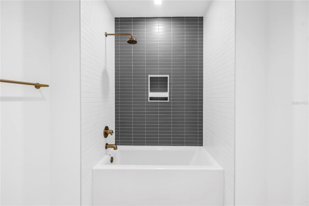 777 3rd Avenue N, Unit 1605, Saint Petersburg, FL 33701 Photo