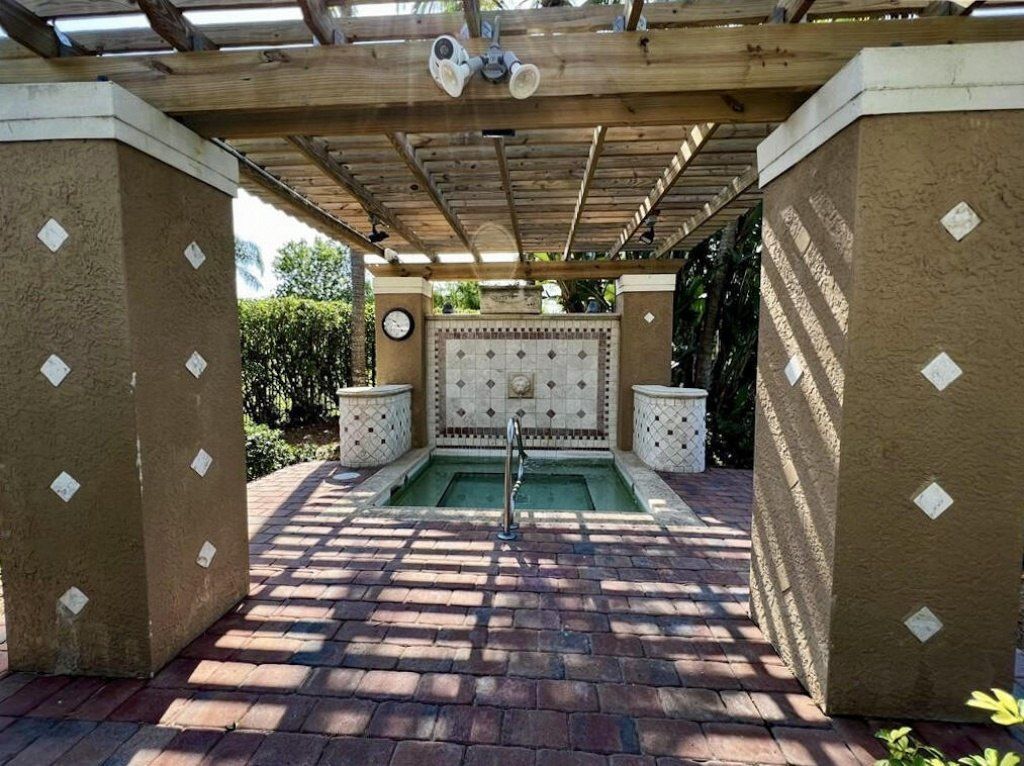 3801 NW Mediterranean Lane, Unit 204, Jensen Beach, FL 34957 Photo