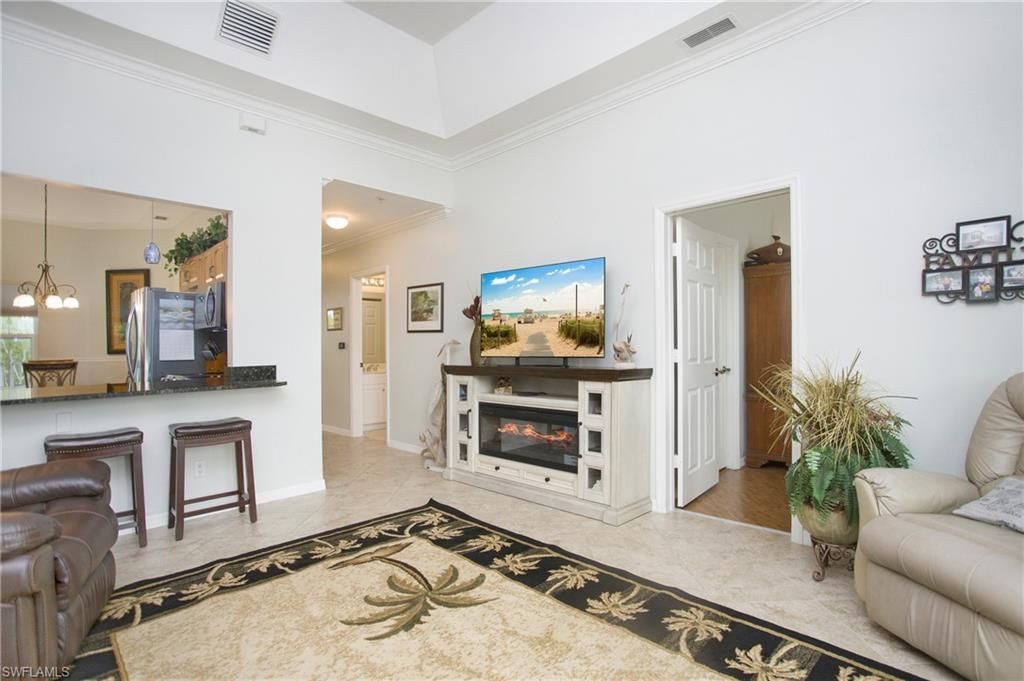 318 Angler Dr, Unit 402, Goodland, FL 34140 Photo