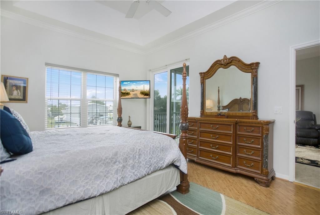 318 Angler Dr, Unit 402, Goodland, FL 34140 Photo