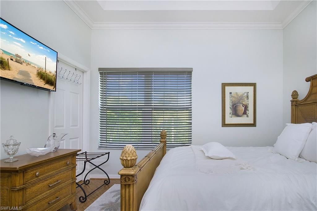 318 Angler Dr, Unit 402, Goodland, FL 34140 Photo