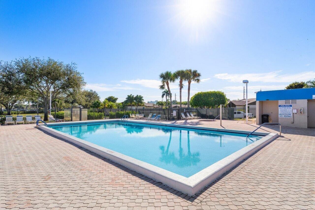 5424 Viburnum Circle, Delray Beach, FL 33484 Photo