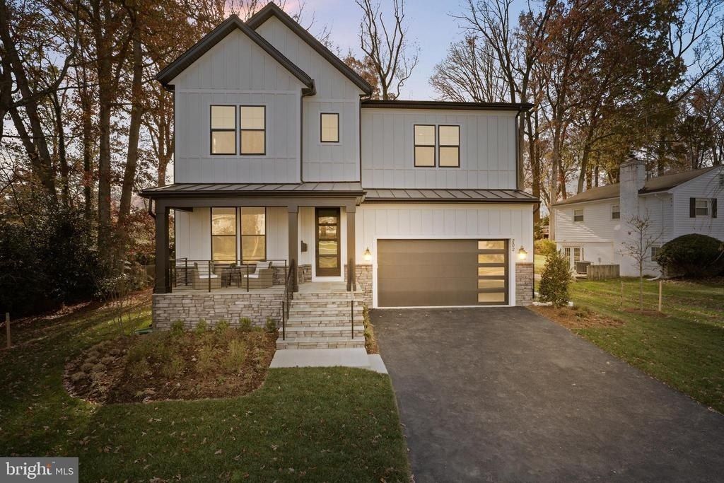 1000 N Sycamore Street, Falls Church, VA 22046 Main Photo