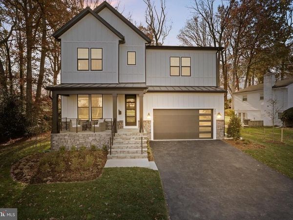 1000 N SYCAMORE STREET, FALLS CHURCH, VA 22046