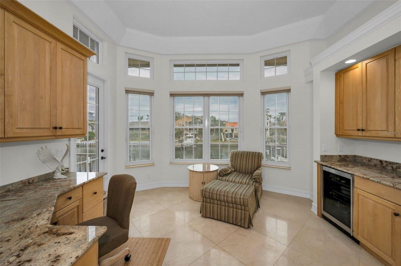 119 8th Street E, Tierra Verde, FL 33715 Photo