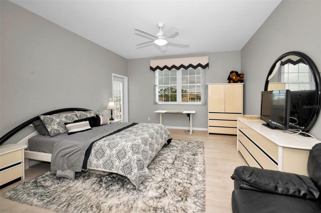 119 8th Street E, Tierra Verde, FL 33715 Photo