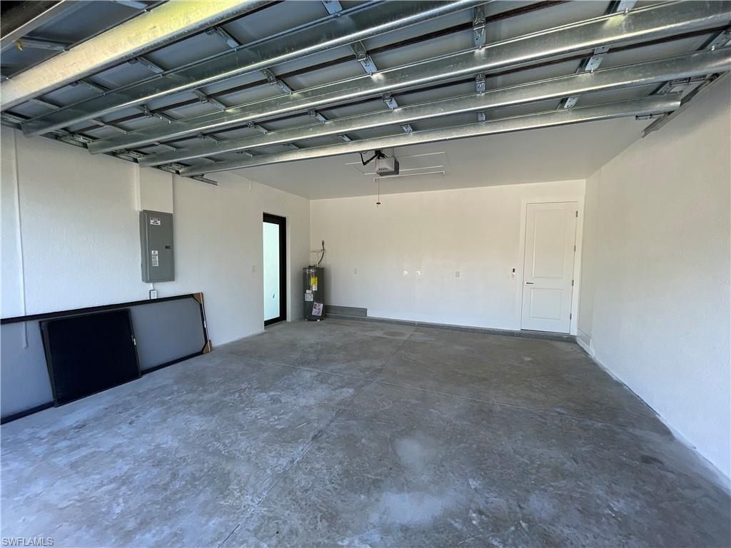 818 Chemstrand St E, Lehigh Acres, FL 33974 Photo