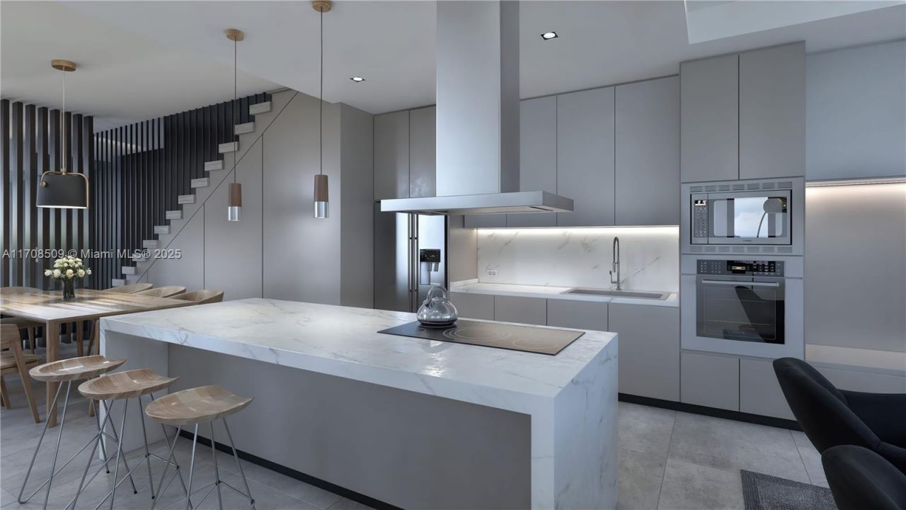 1331 14th Ter, Miami Beach, FL 33139 Photo