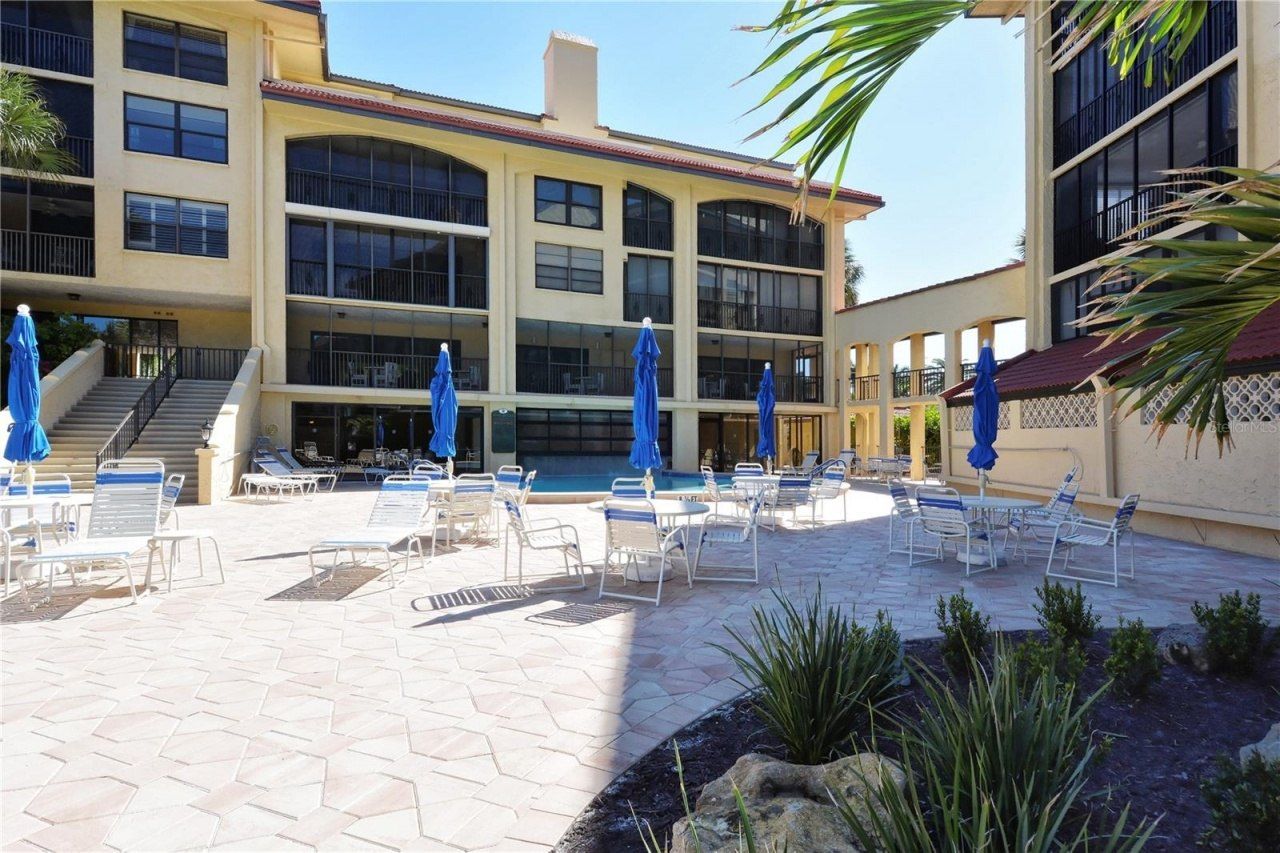 8710 Midnight Pass Road, Unit 405, Sarasota, FL 34242 Photo