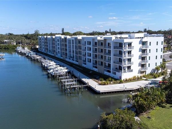 1709 N TAMIAMI TRAIL, Unit 215, SARASOTA, FL 34234