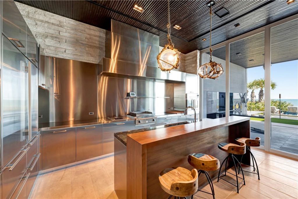 3700 Ocean Drive, Vero Beach, FL 32963 Photo