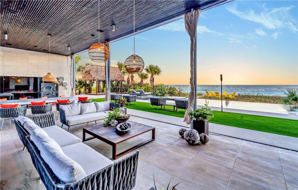 3700 Ocean Drive, Vero Beach, FL 32963 Photo