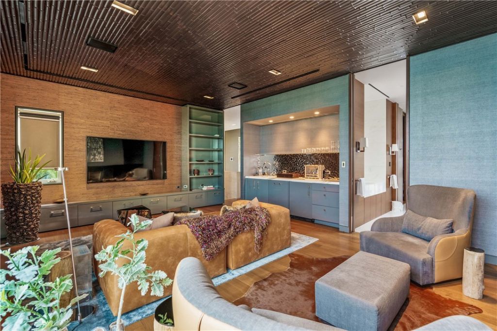 3700 Ocean Drive, Vero Beach, FL 32963 Photo