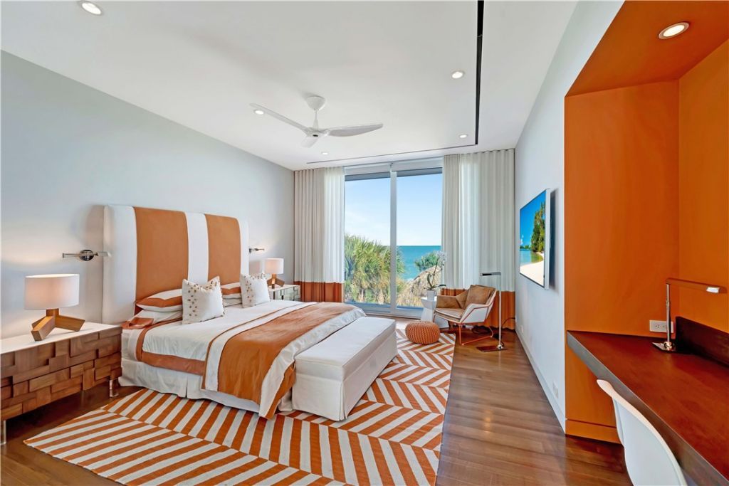 3700 Ocean Drive, Vero Beach, FL 32963 Photo