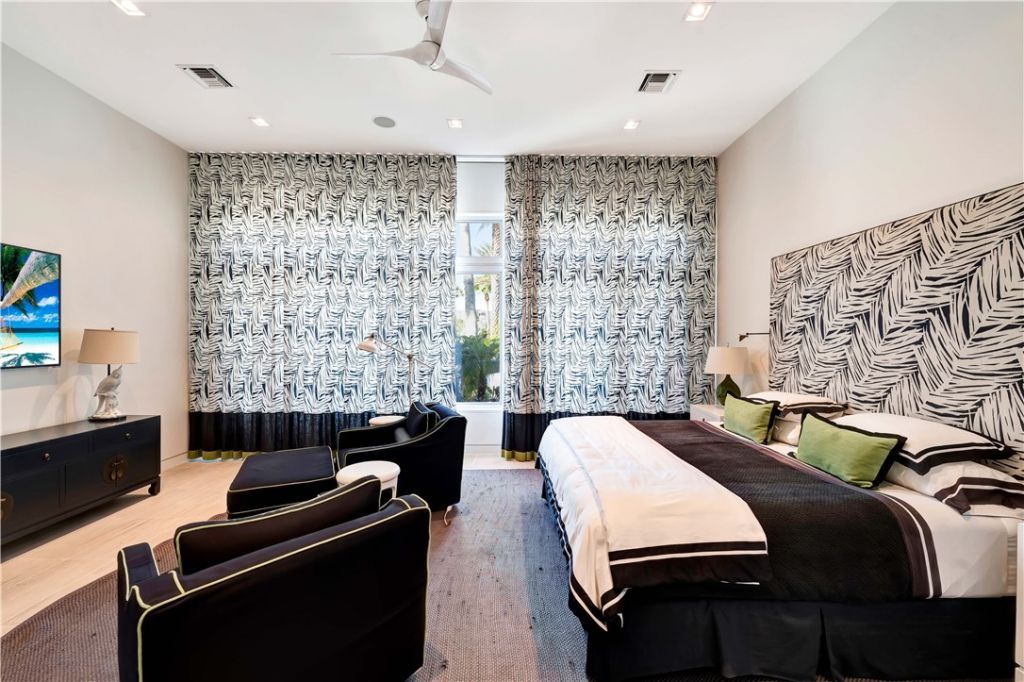 3700 Ocean Drive, Vero Beach, FL 32963 Photo