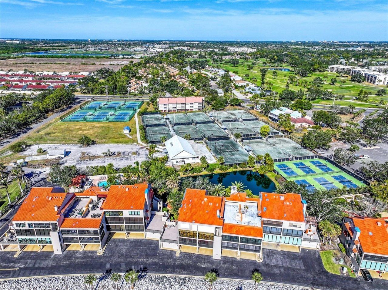 4511 Bay Club Drive, Bradenton, FL 34210 Photo