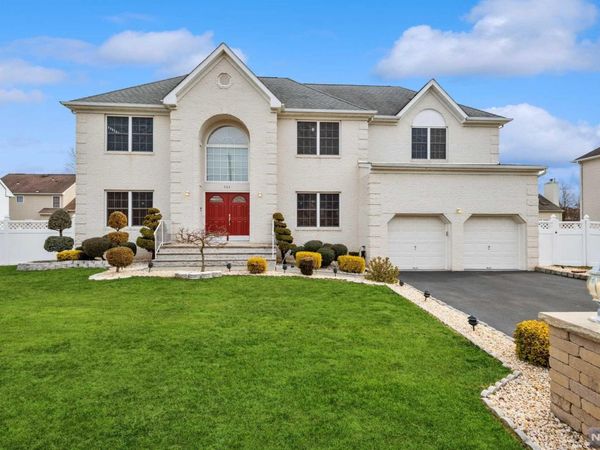 563 Arlington Avenue, South Plainfield, NJ 07080