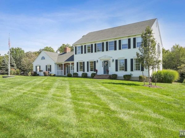 18 Dorset Lane, Andover Twsp, NJ 07848