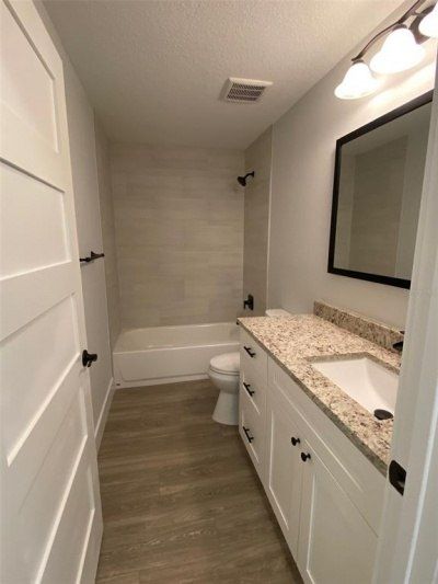 2933 Maiden Lane, Sarasota, FL 34231 Photo