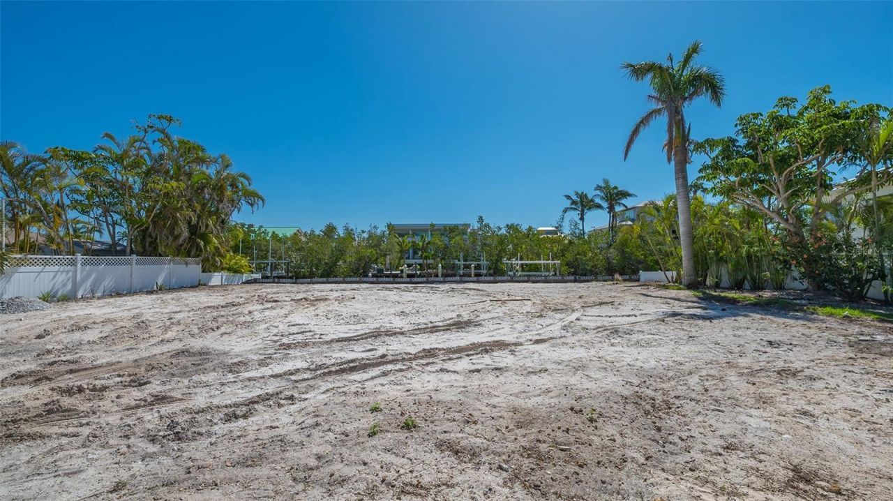 592 Juan Anasco Drive, Longboat Key, FL 34228 Photo