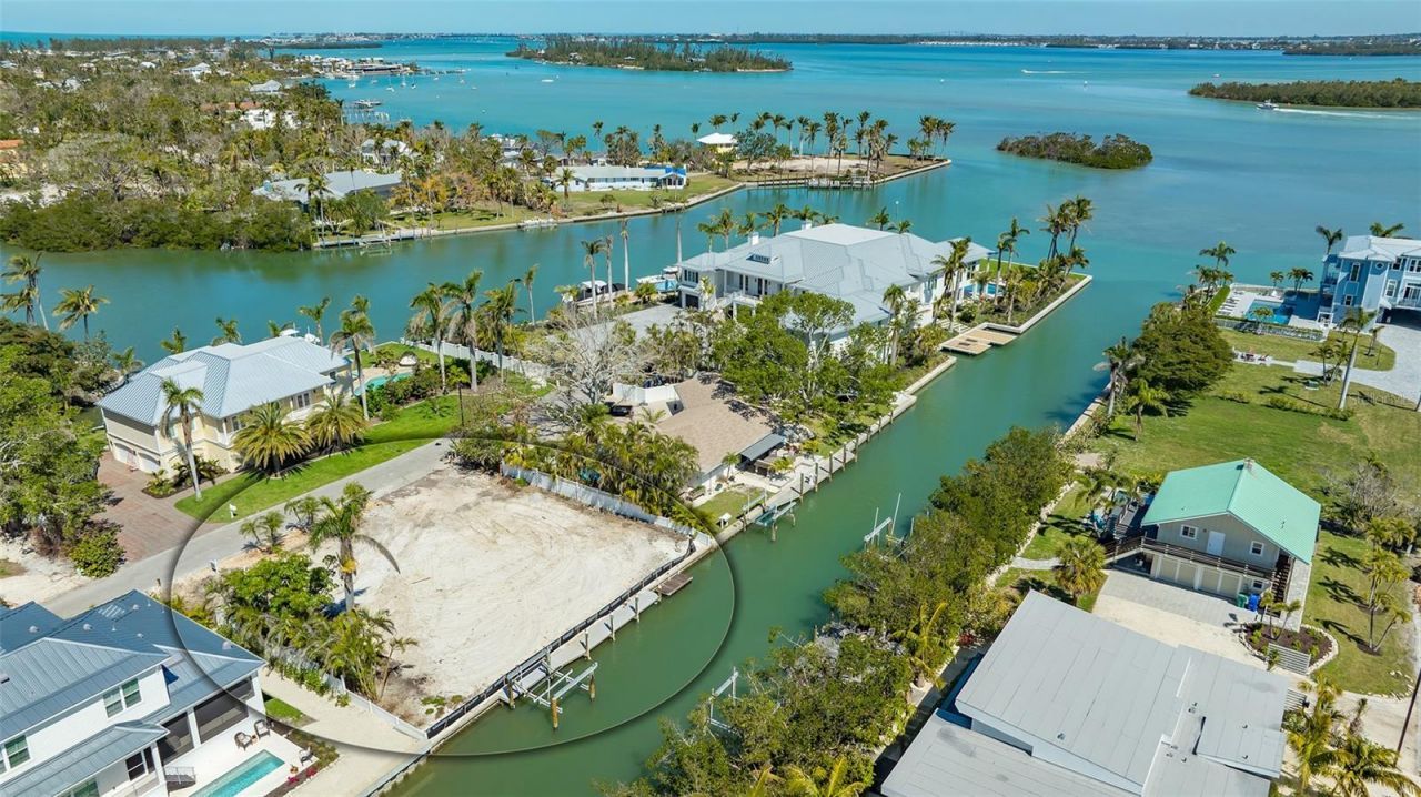 592 Juan Anasco Drive, Longboat Key, FL 34228 Photo